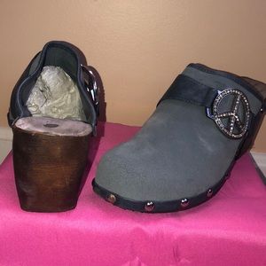 Blue Clogs